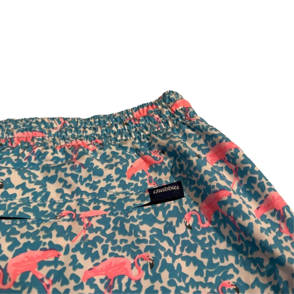Chubbies Mens Swim Trunks XL Pink Flamingo Blue Pattern 5.5 Inseam Mesh Lined